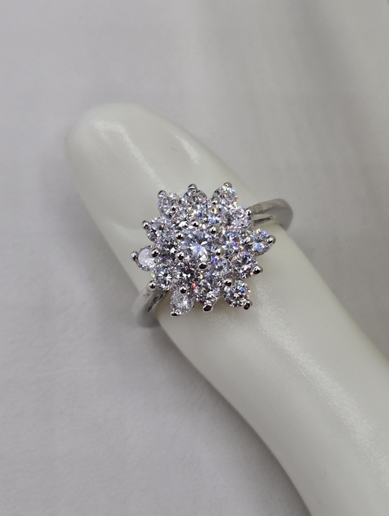 Swarovski Jewelry - Swarovski Crystal Elements Silver Floral Statement Ring Size 7.75 Prom Bridal